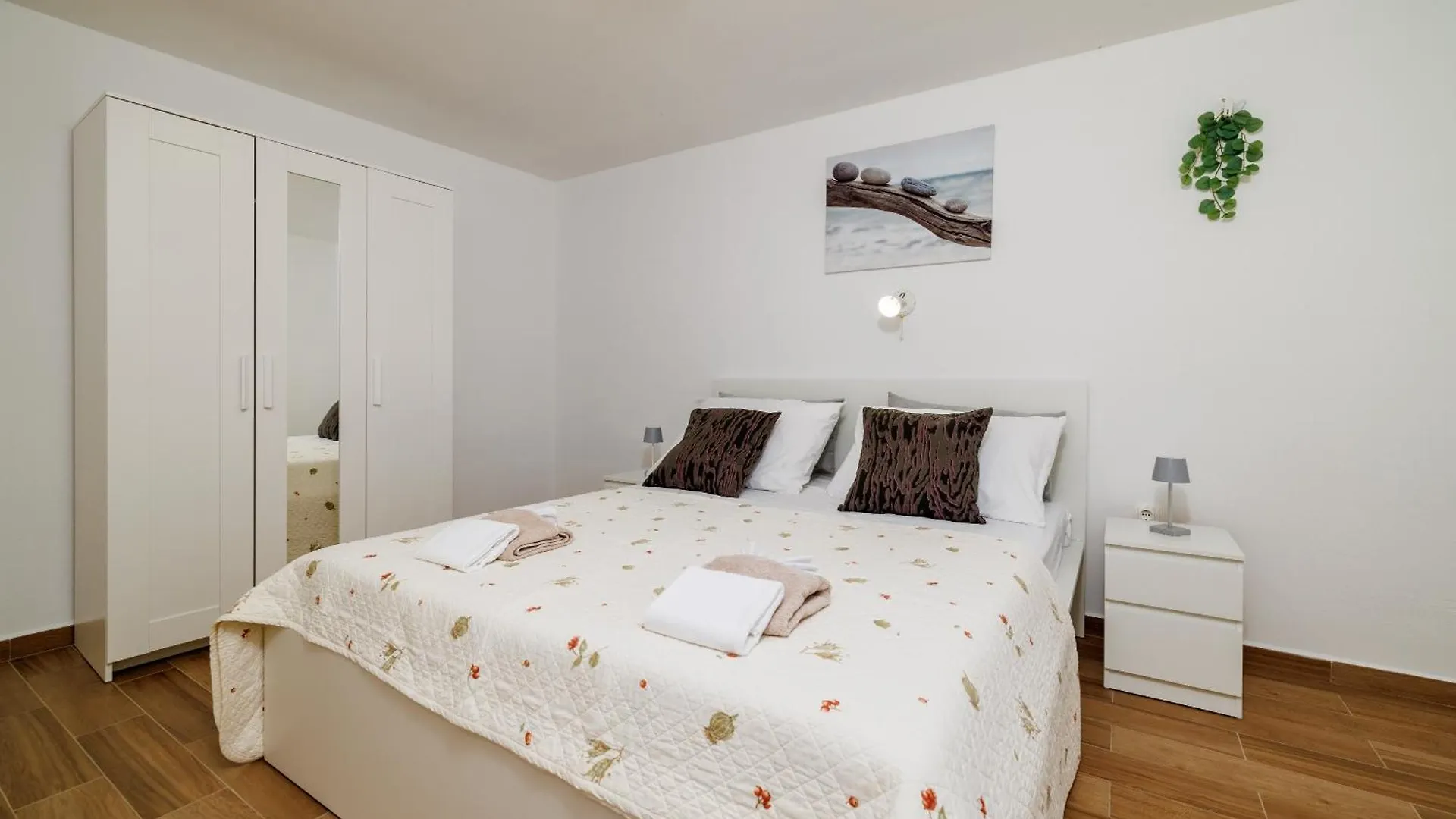 Holliday House Smokvica Villa Jadranovo 0*,  Croatia